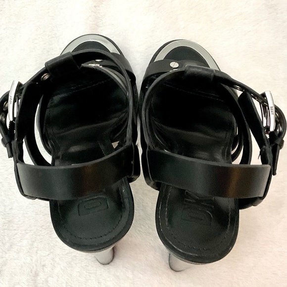 DKNY  BRIA SLINGBACK SANDAL Studded Strappy open toe  Leather Gladiator Size 7M - Picture 13 of 15